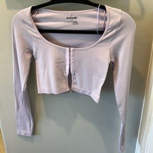 Garage lavender stretchy long sleeve size small.